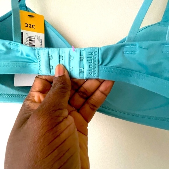 Kindly Bra Size 32C - Picture 5 of 8